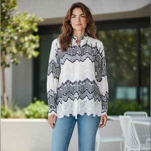 Chantilly Lace Blouse Black White Embroidered Long Sleeve Sz L